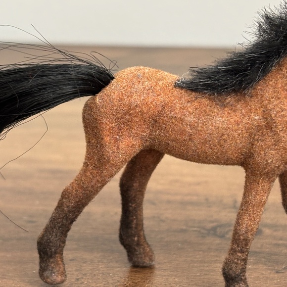 VINTAGE Miniature Toy FLOCKED HORSE Mini Fuzzy Pony Brown 3” Figure Collectible - Picture 8 of 9